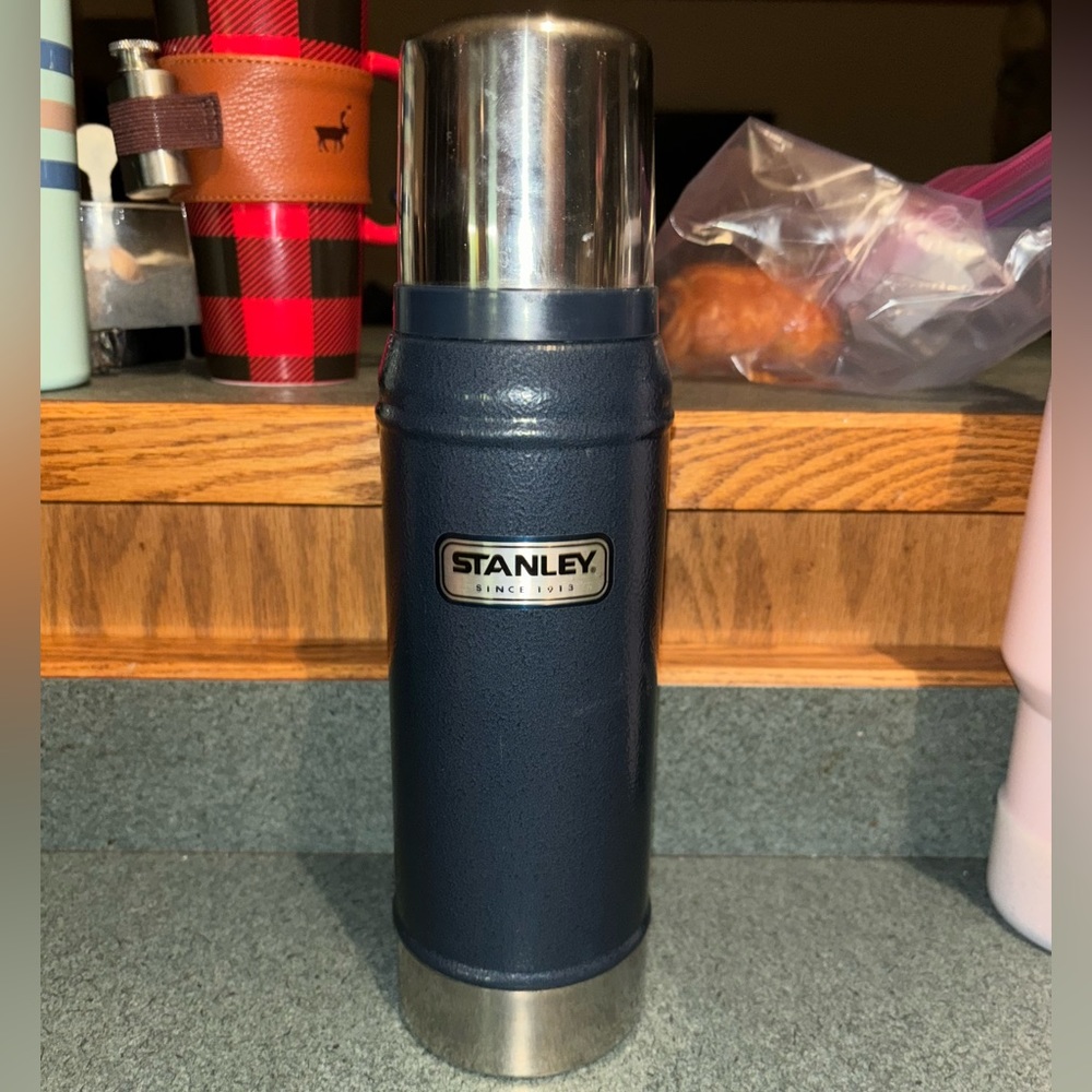 Stanley Classic Vintage Thermos 25oz/750ml
